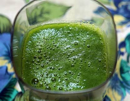 Parsley juice mask for face