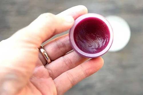 ghee and beetroot lip balm recipe