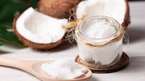 coconut oil to reduce the appearance of stretch marks on thighs after pregnancy