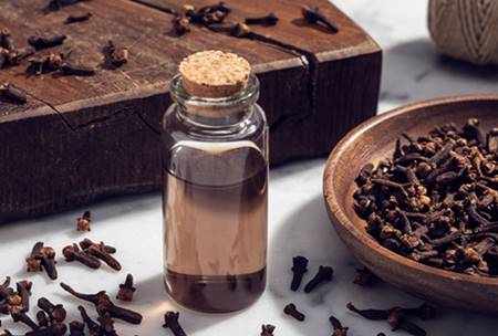 Preparation Methods of Clove