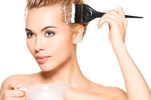 Using Vaseline for Removing Hair Dye from Skin