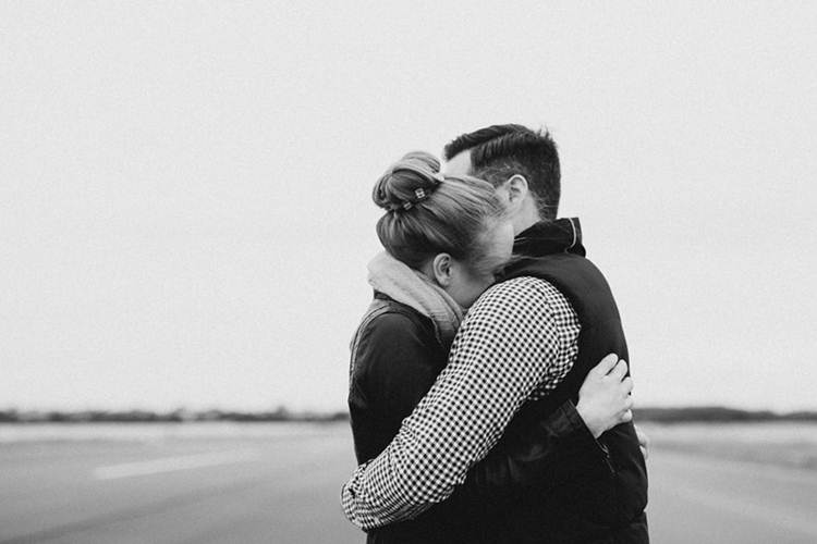 when a guy hugs you tight when saying goodbye: What does it mean
